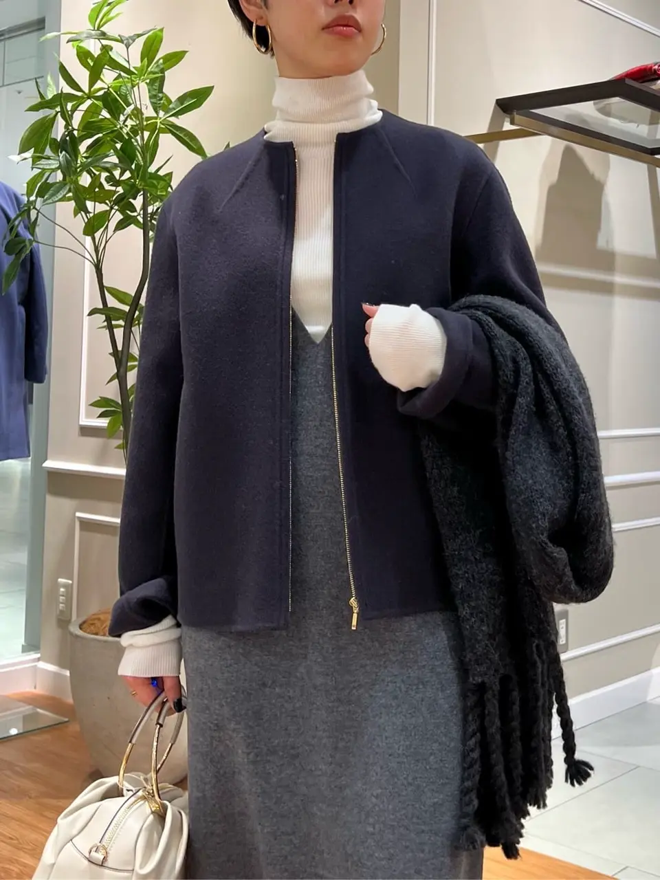 23区 伊藤 コーディネート画像