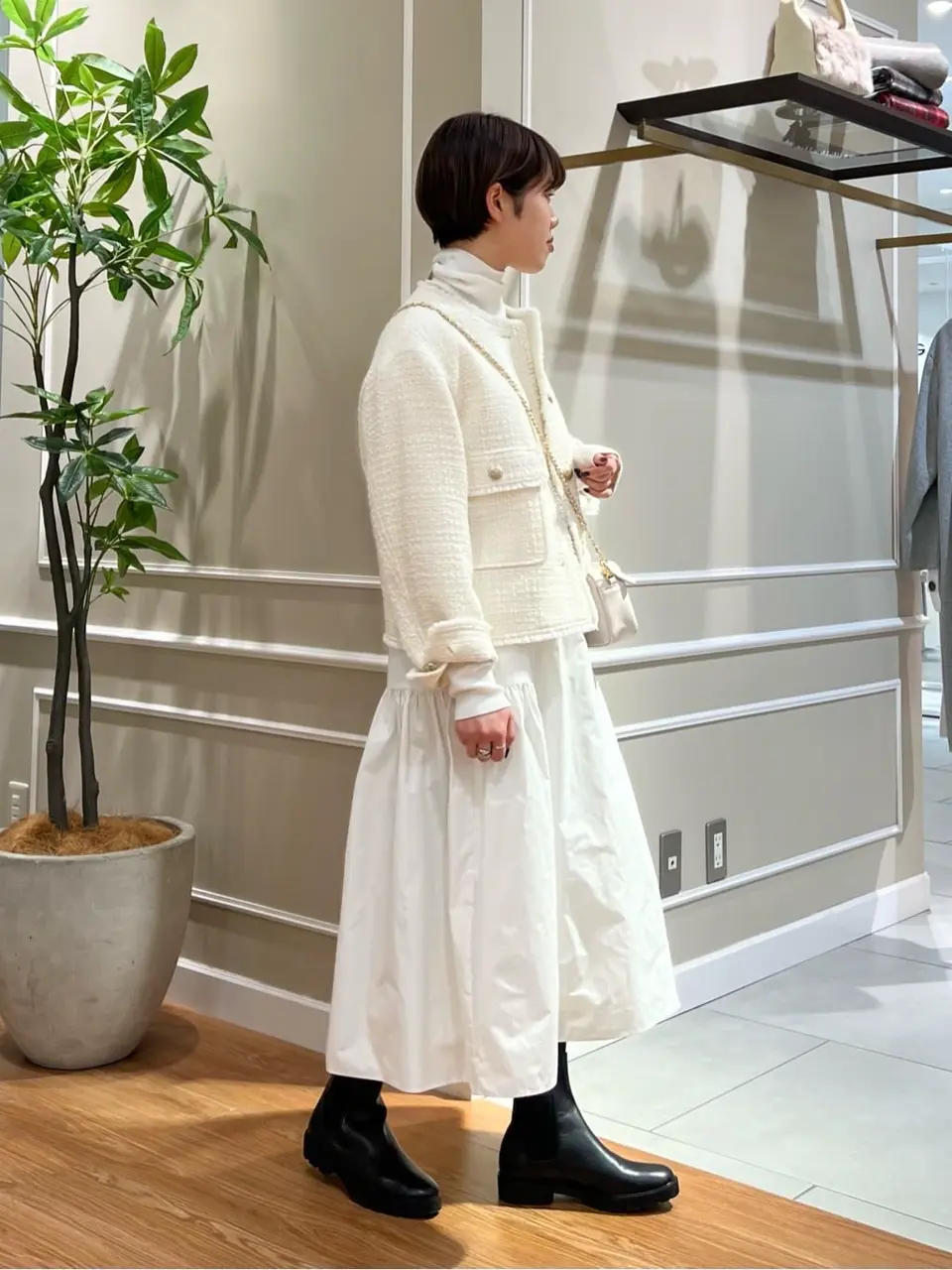 23区 伊藤 コーディネート画像