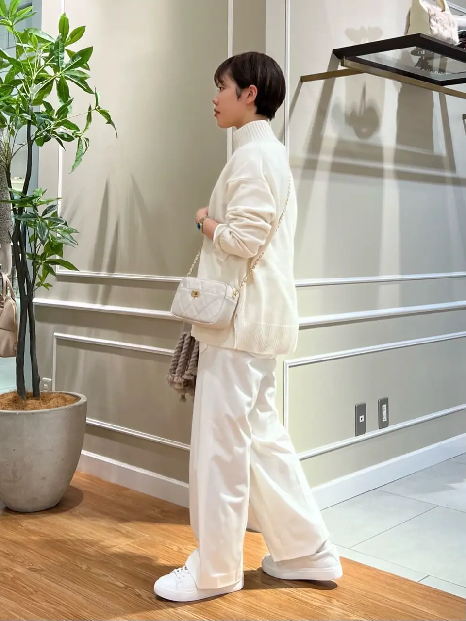 23区 伊藤 コーディネート画像