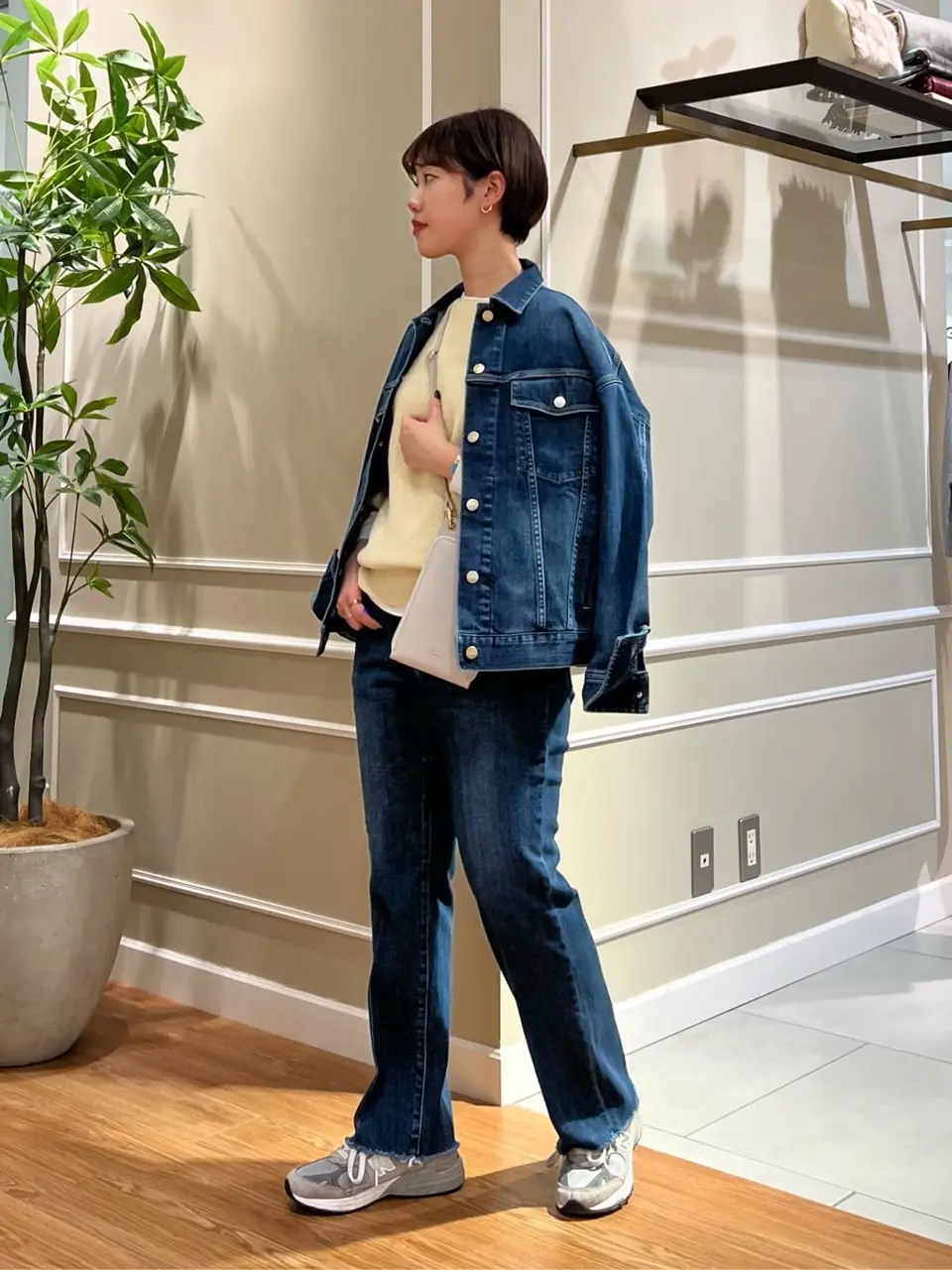 23区 伊藤 コーディネート画像