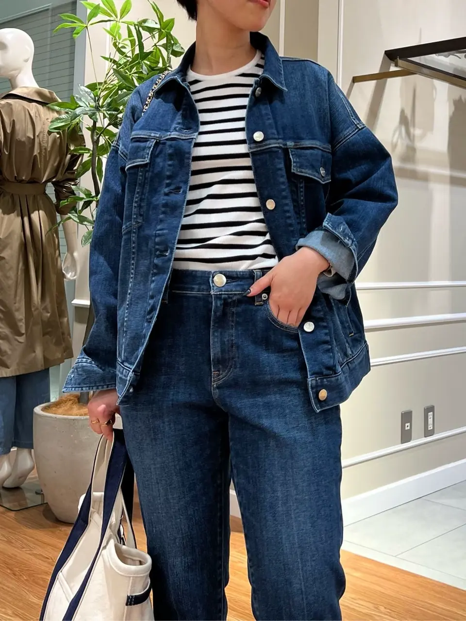 23区 伊藤 コーディネート画像