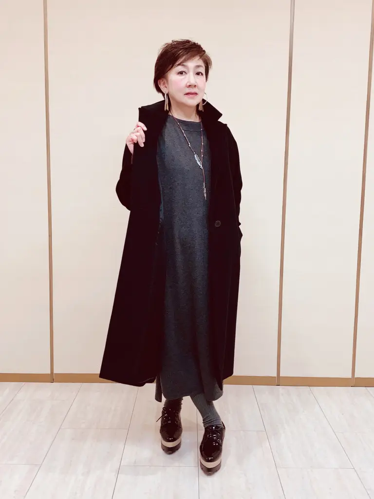 23区 塩谷美喜 コーディネート画像