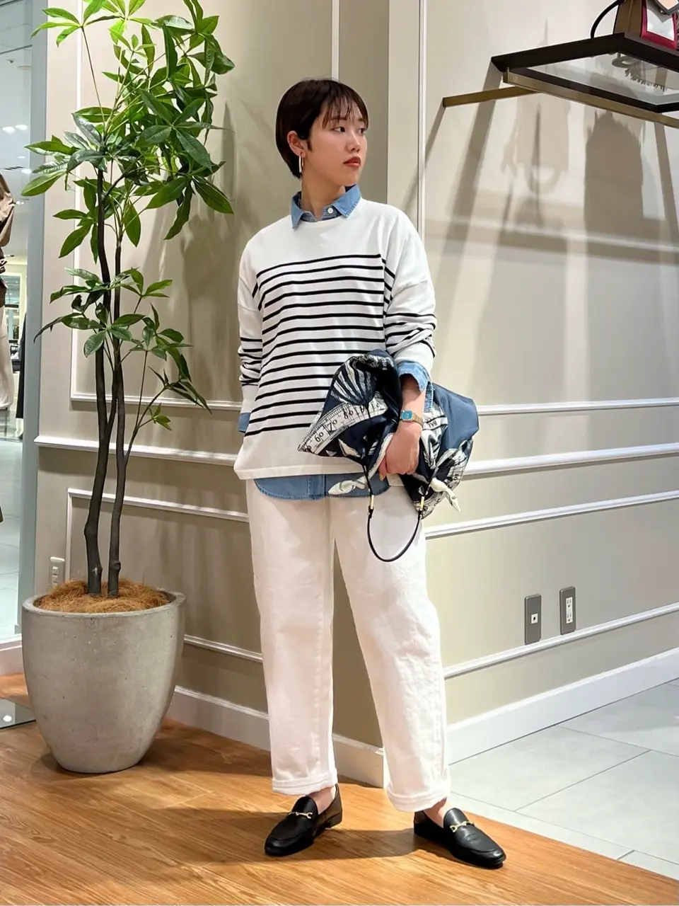 23区 伊藤 コーディネート画像