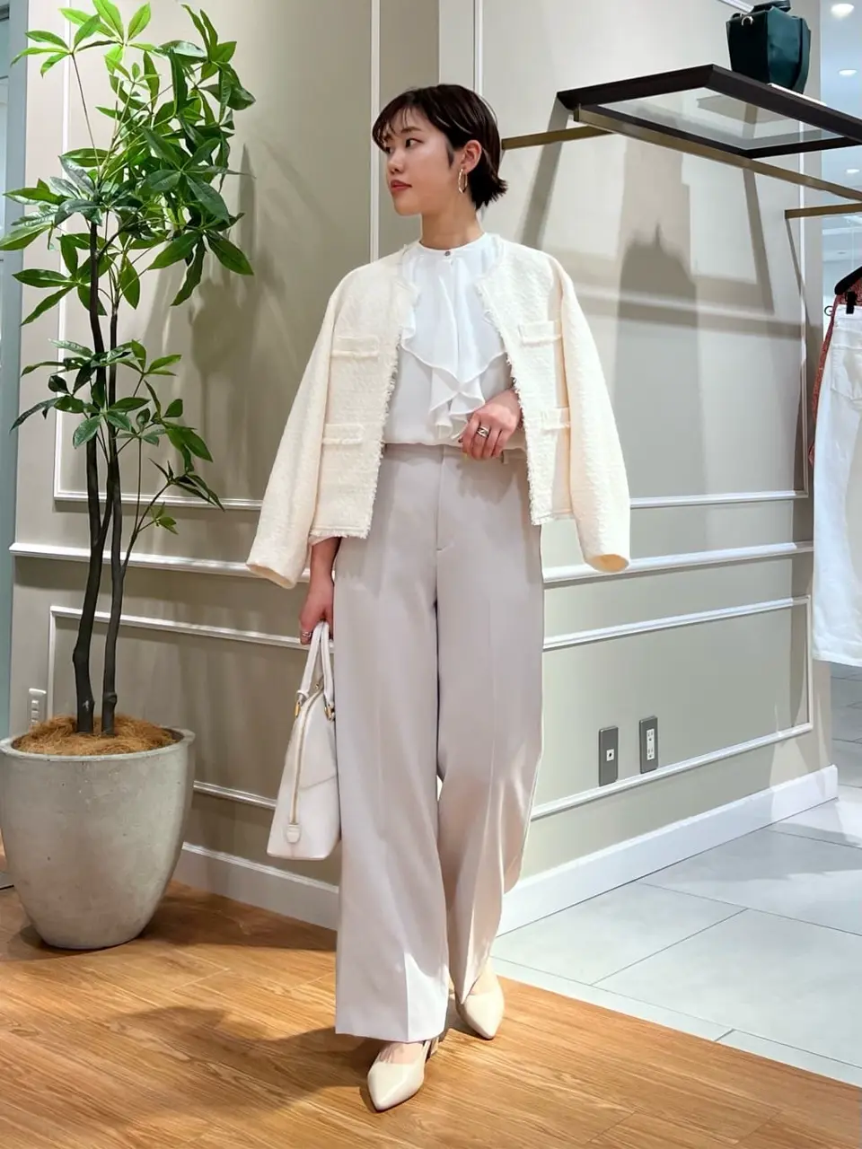 23区 伊藤 コーディネート画像