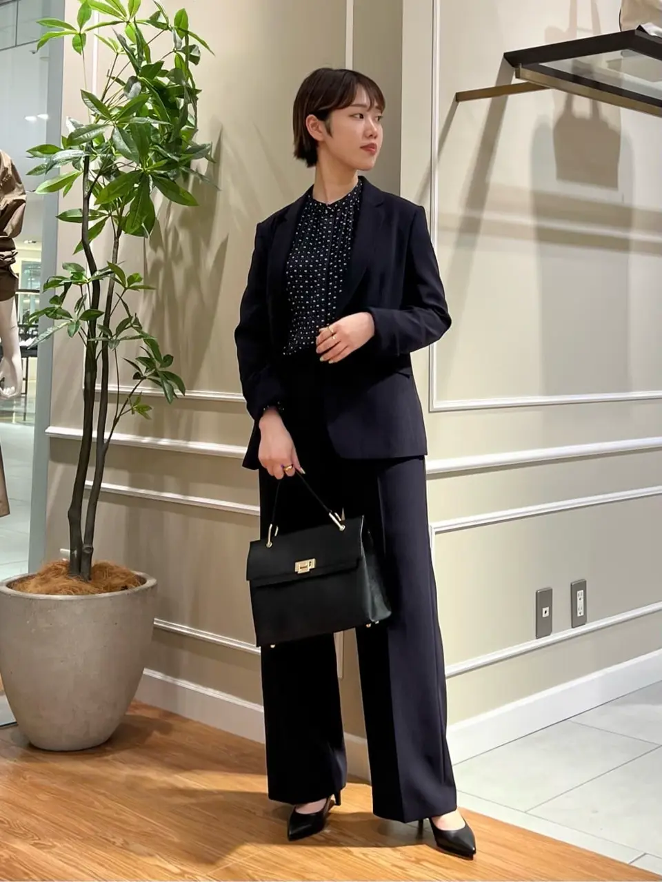 23区 伊藤 コーディネート画像