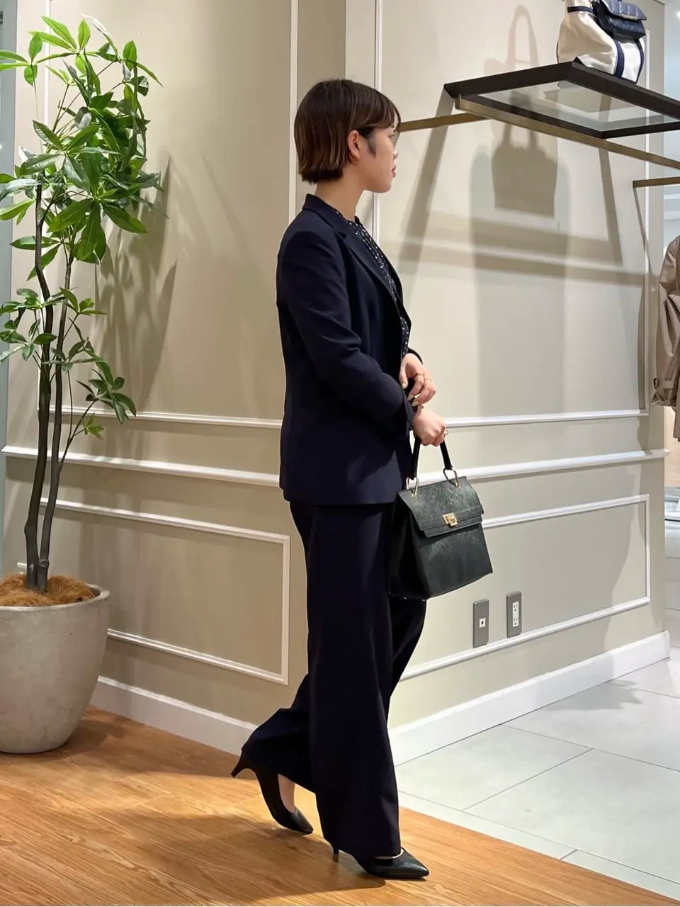 23区 伊藤 コーディネート画像