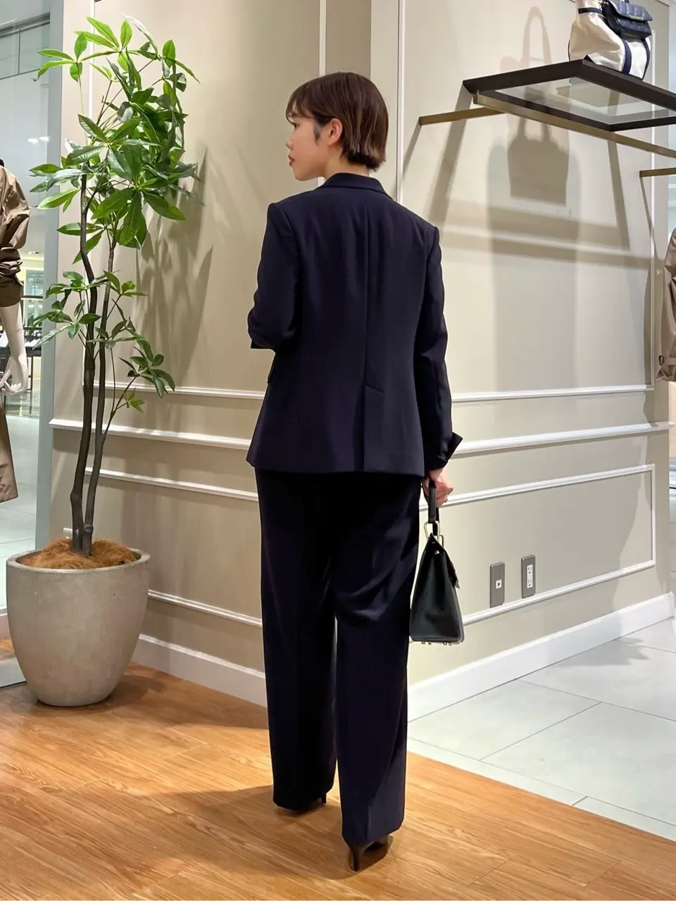 23区 伊藤 コーディネート画像