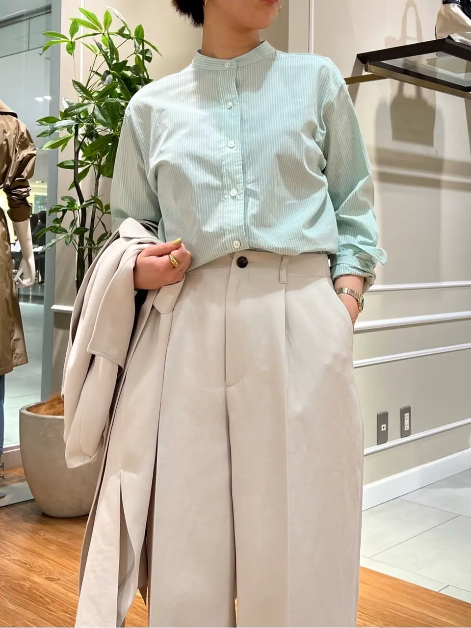 23区 伊藤 コーディネート画像