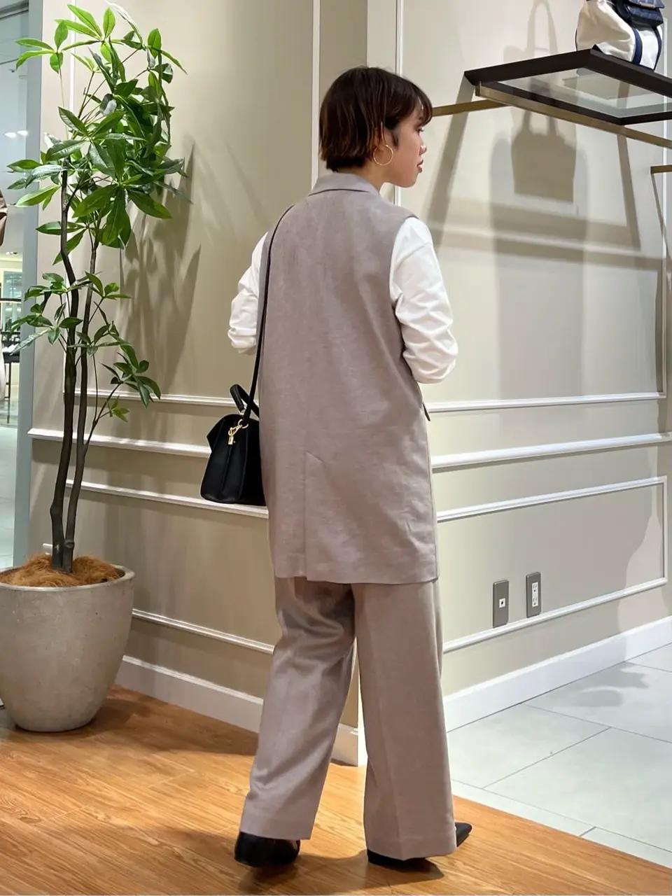 23区 伊藤 コーディネート画像