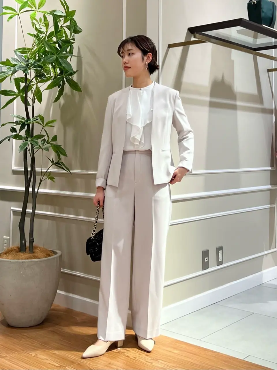 23区 伊藤 コーディネート画像