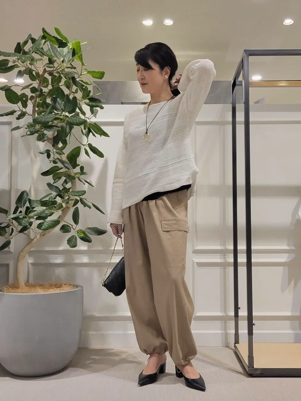  新保 コーディネート画像