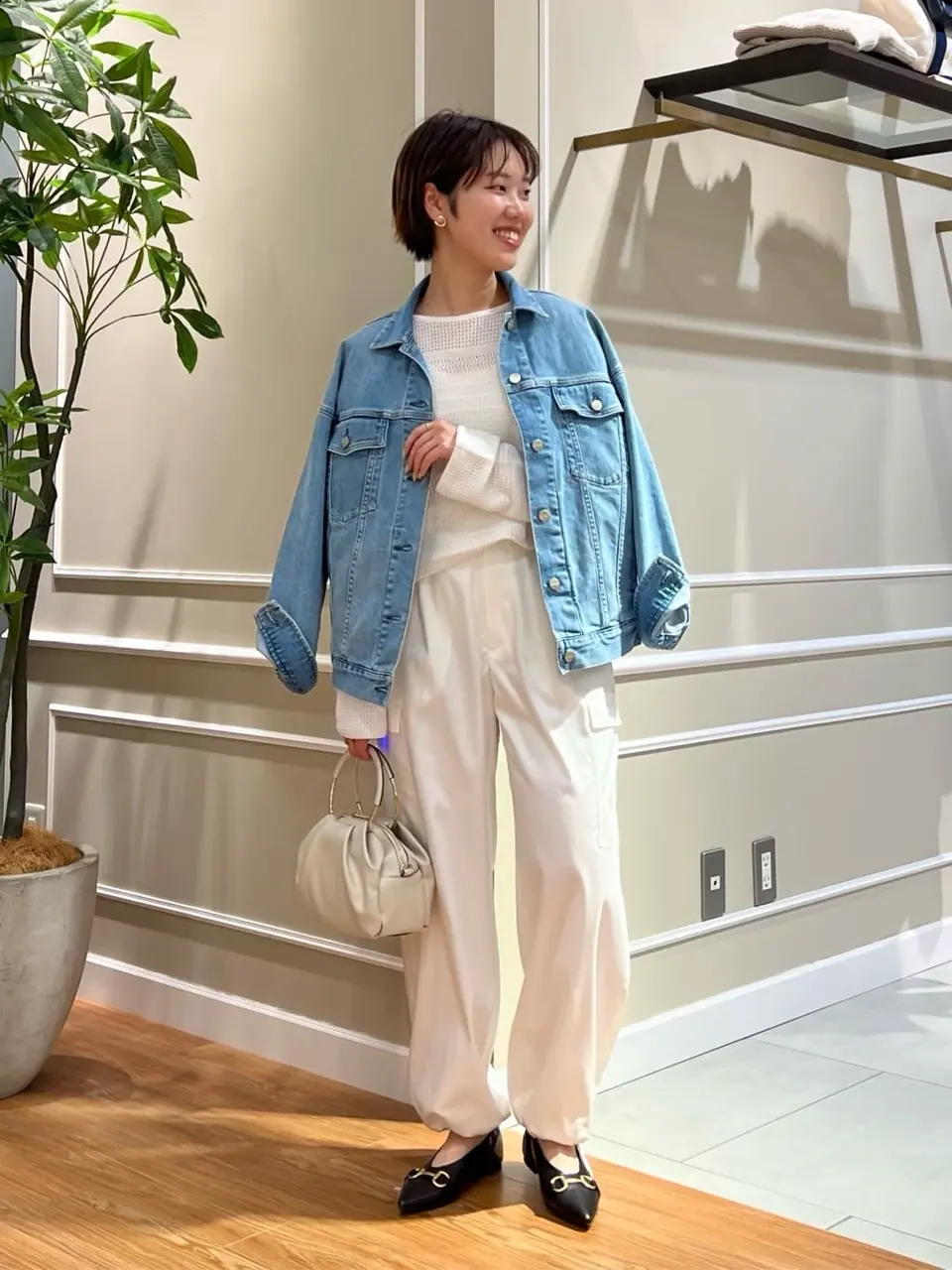 23区 伊藤 コーディネート画像