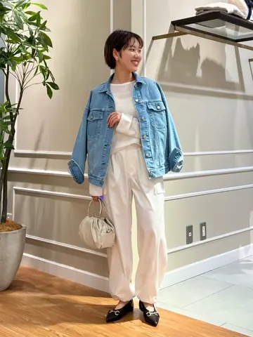 23区 伊藤 コーディネート画像