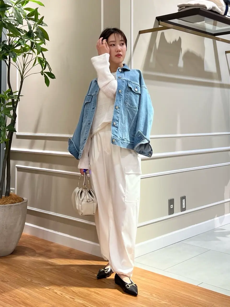 23区 伊藤 コーディネート画像