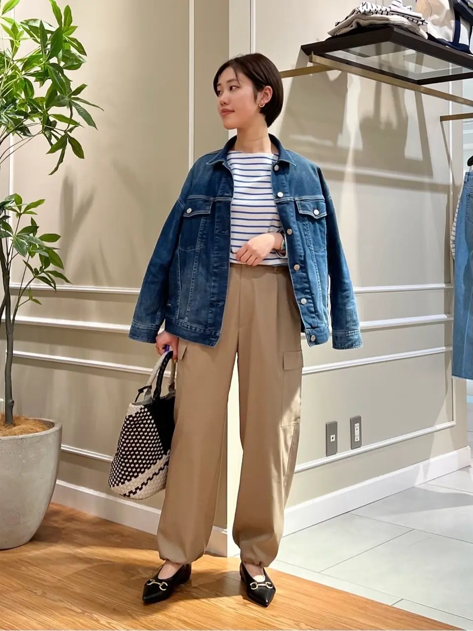 23区 伊藤 コーディネート画像