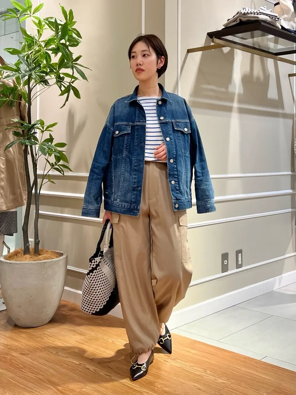 23区 伊藤 コーディネート画像