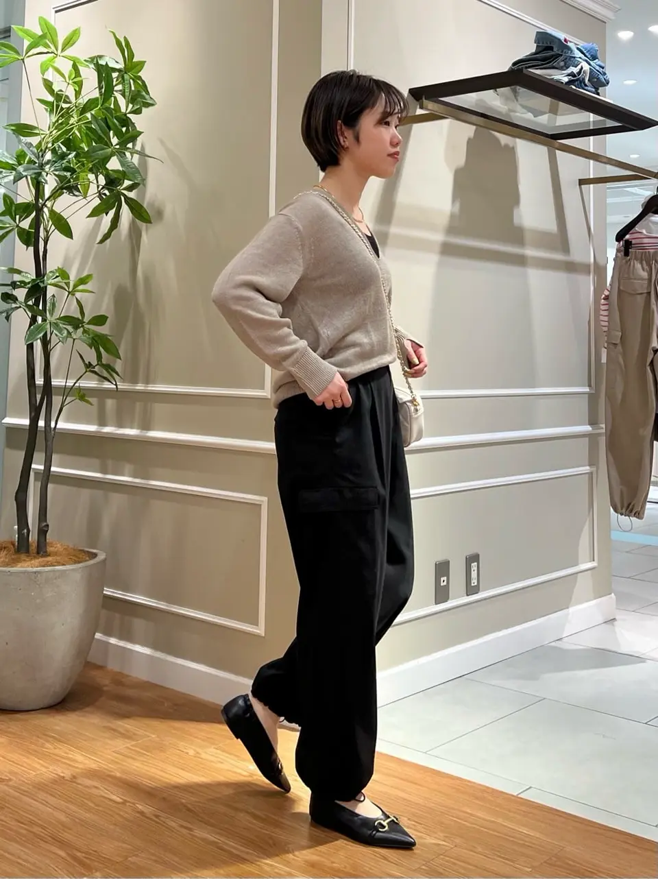 23区 伊藤 コーディネート画像