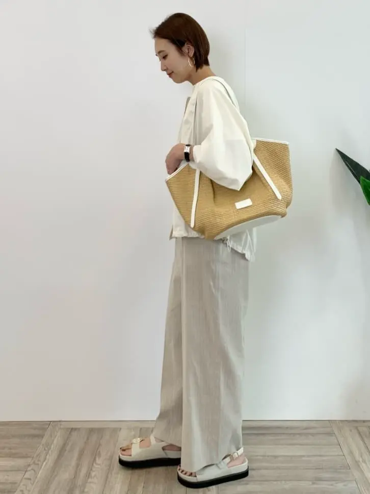 23区 秋葉 コーディネート画像