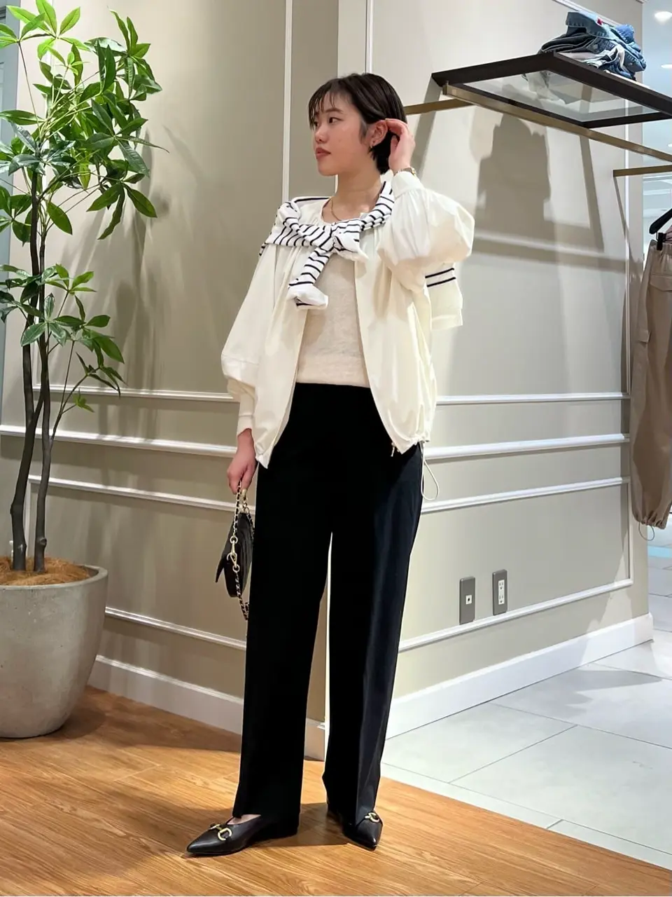 23区 伊藤 コーディネート画像