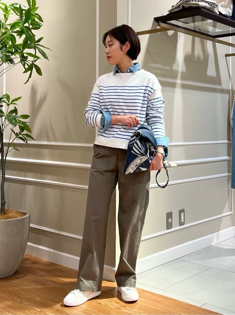 23区 伊藤 コーディネート画像