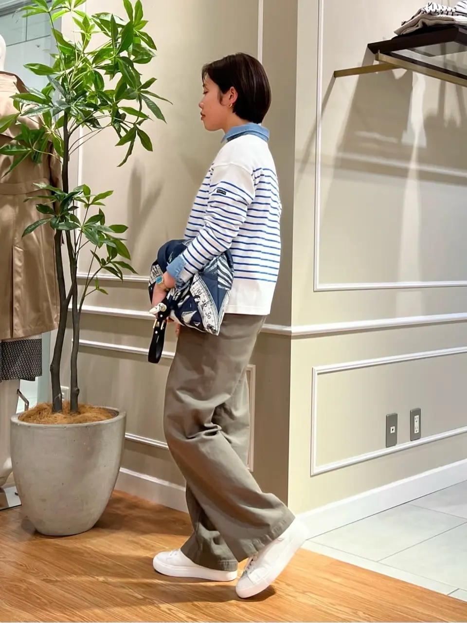 23区 伊藤 コーディネート画像