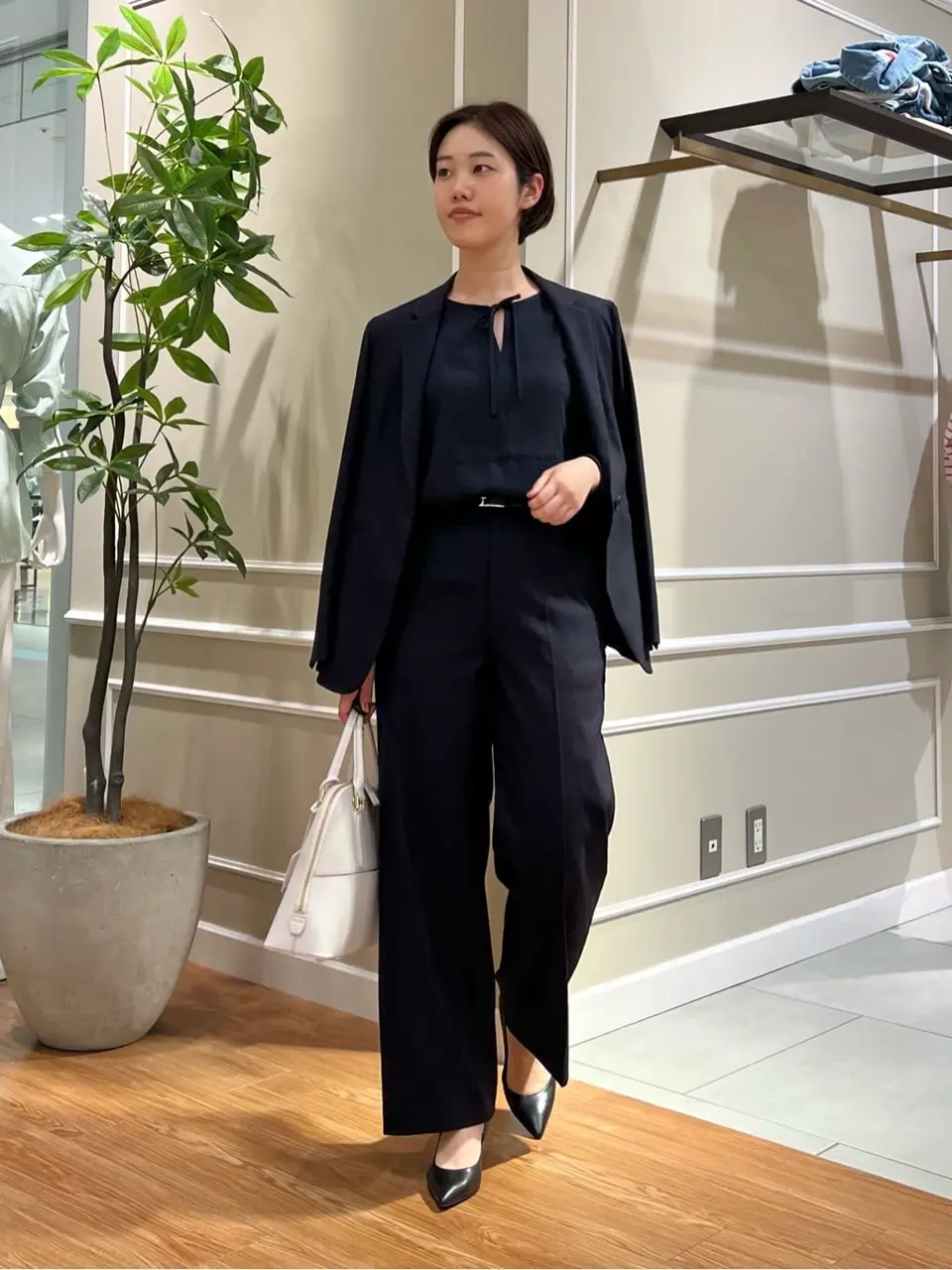 23区 伊藤 コーディネート画像