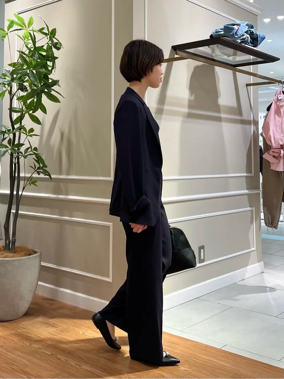 23区 伊藤 コーディネート画像