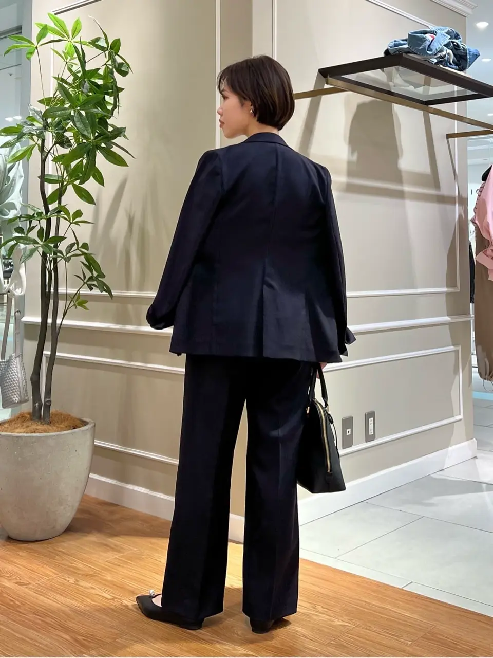 23区 伊藤 コーディネート画像