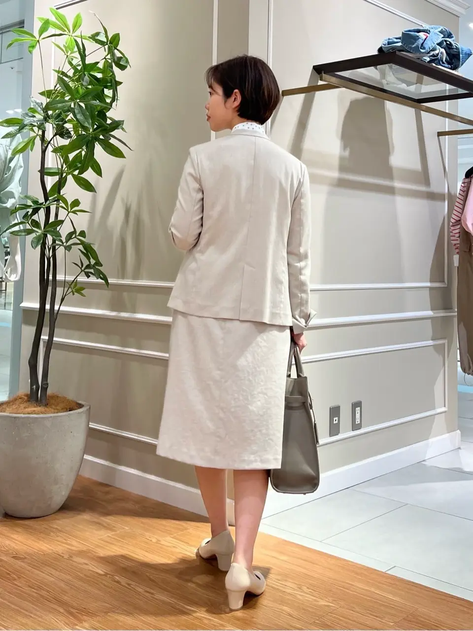 23区 伊藤 コーディネート画像