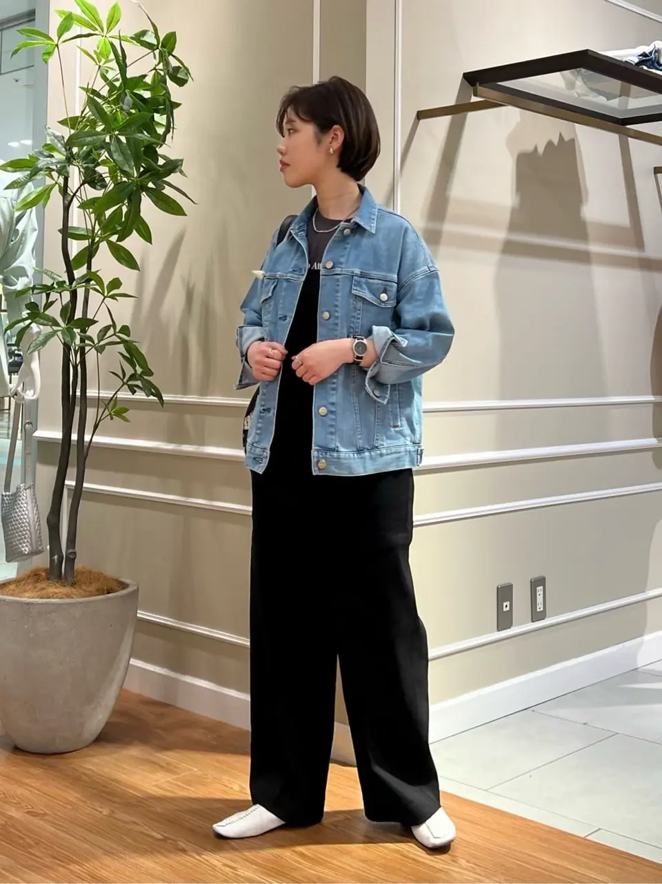 23区 伊藤 コーディネート画像