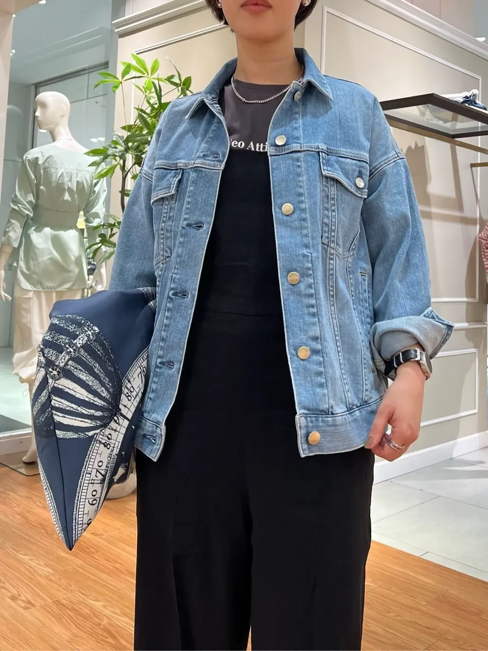 23区 伊藤 コーディネート画像