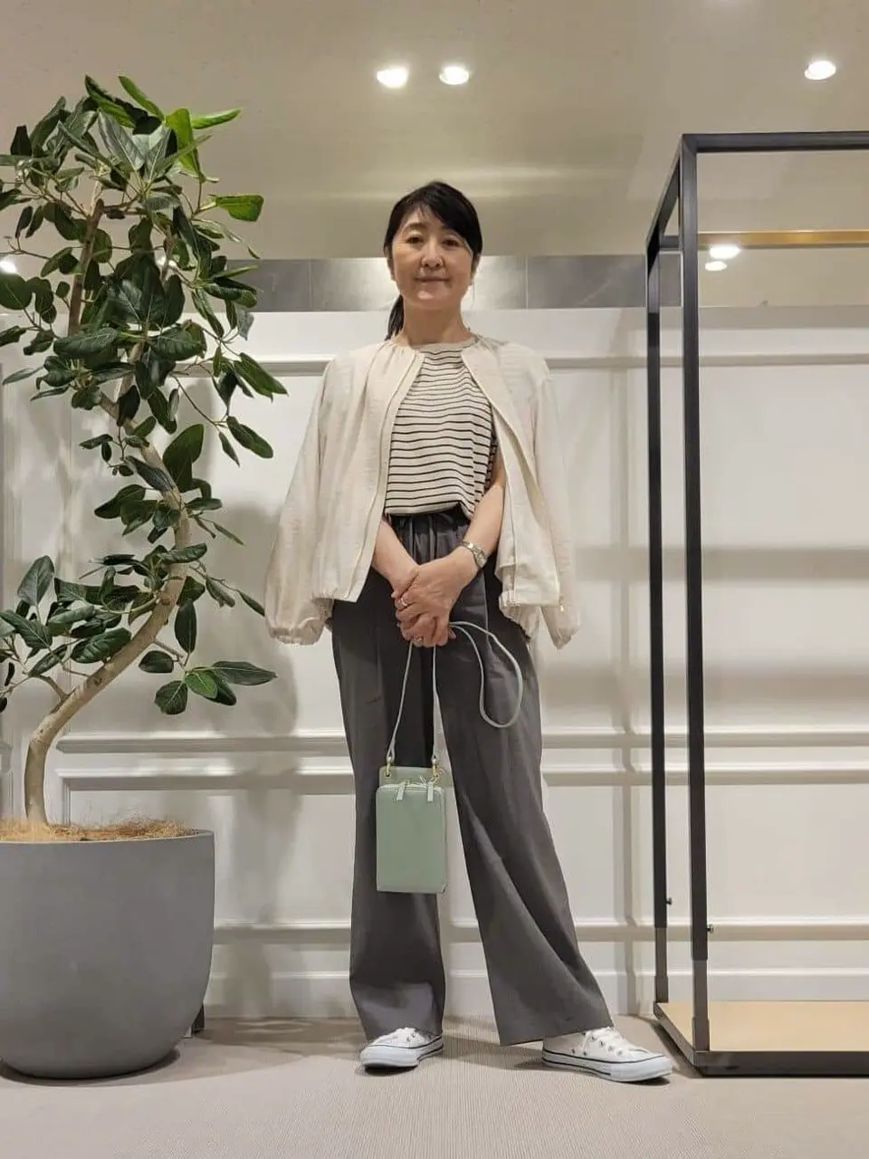  新保 コーディネート画像