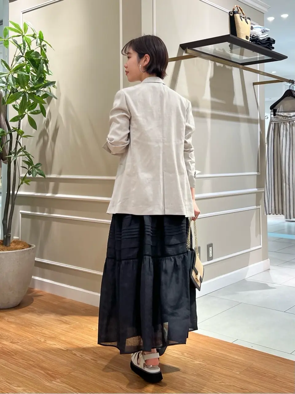 23区 伊藤 コーディネート画像