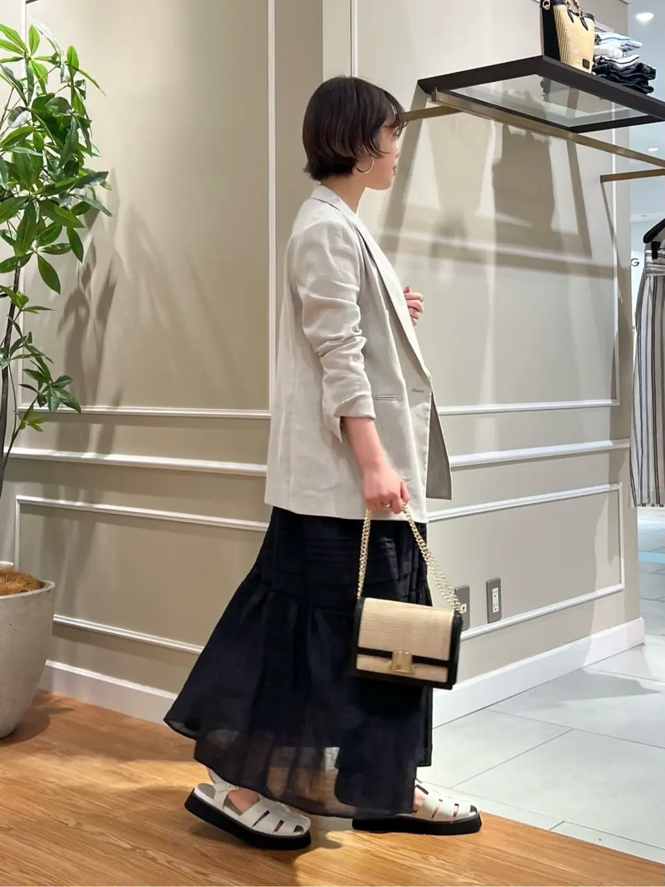 23区 伊藤 コーディネート画像