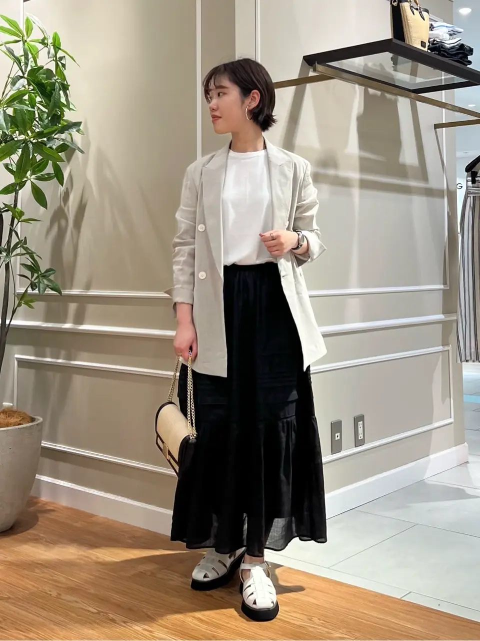 23区 伊藤 コーディネート画像