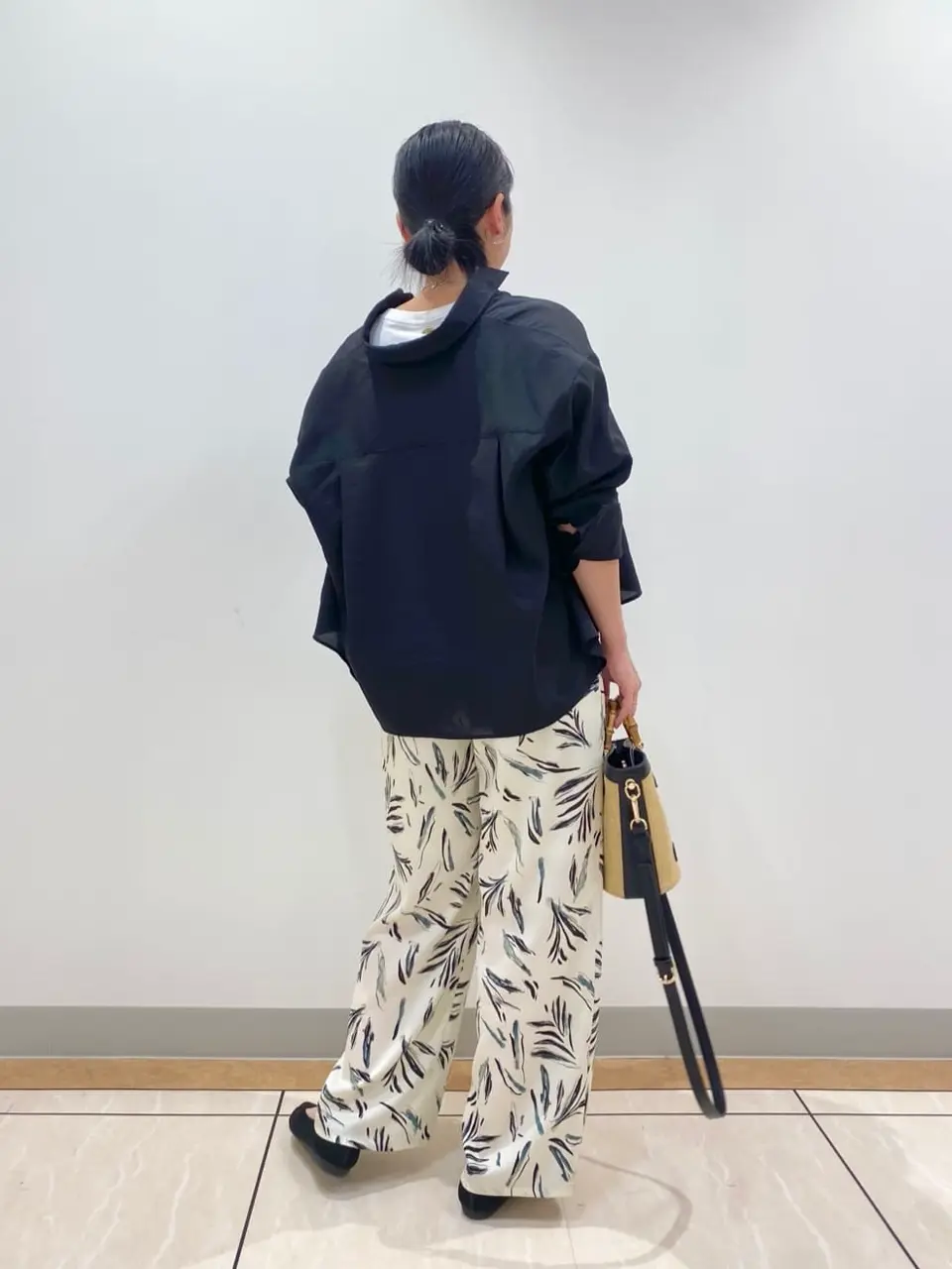 23区 岡本 コーディネート画像