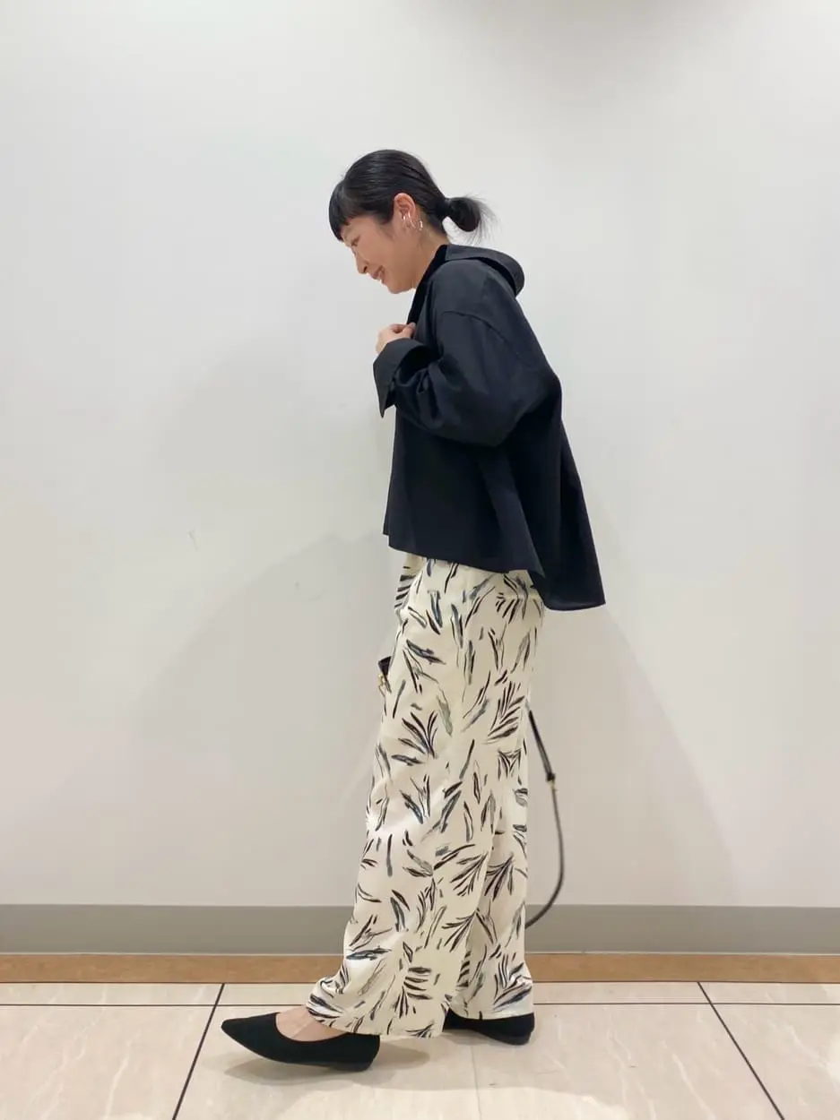 23区 岡本 コーディネート画像