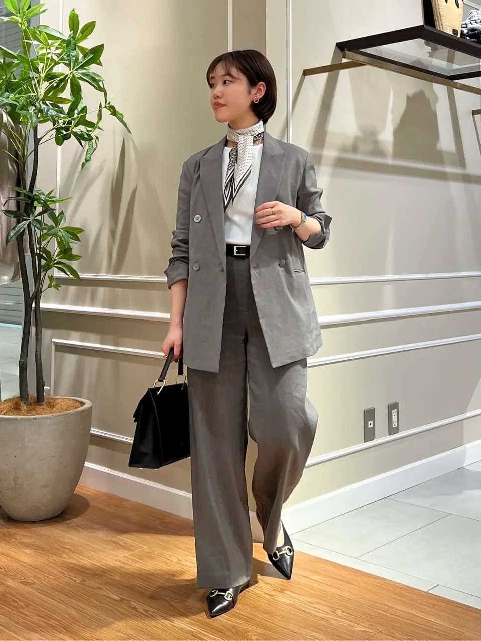 23区 伊藤 コーディネート画像