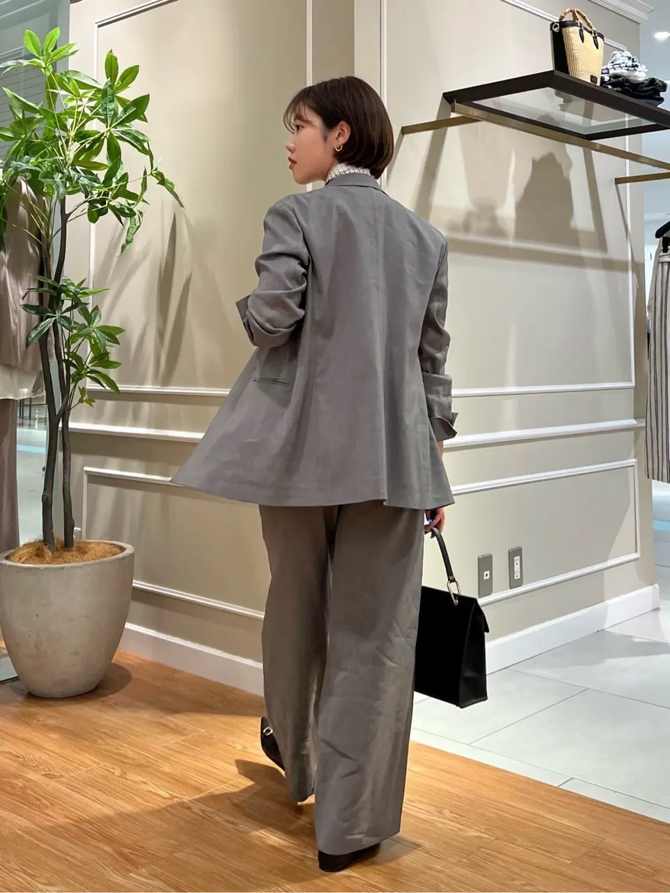 23区 伊藤 コーディネート画像