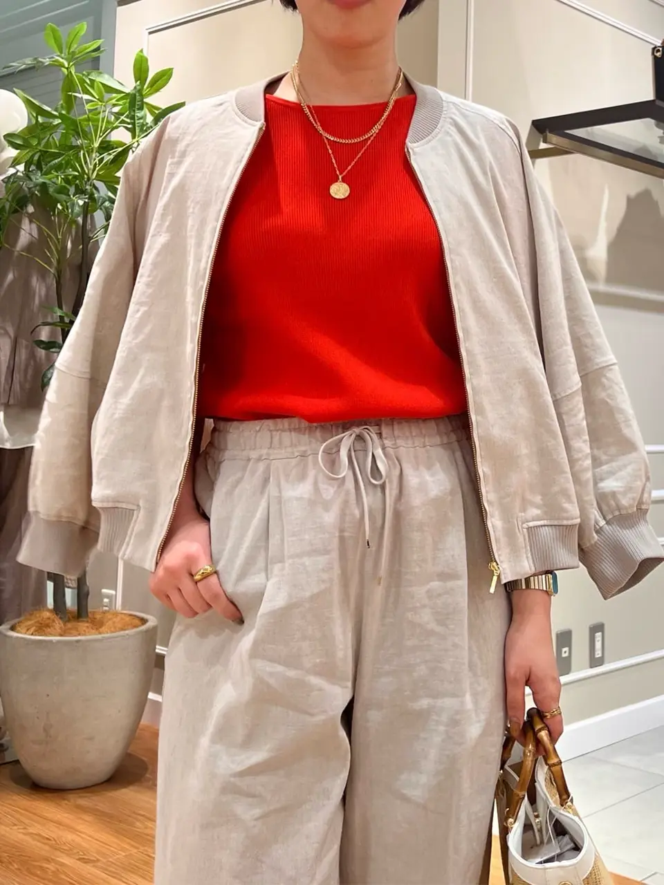 23区 伊藤 コーディネート画像