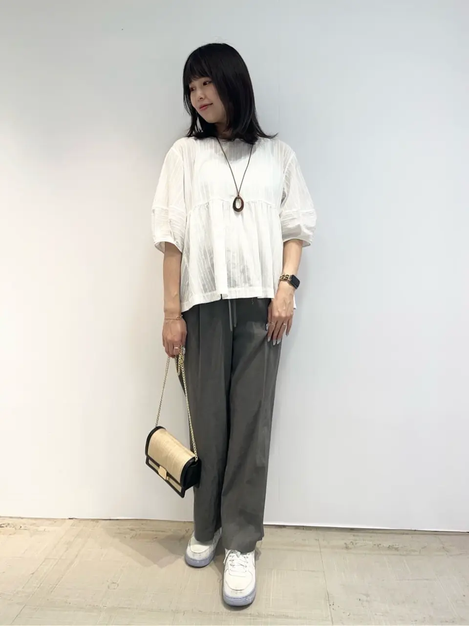  スタッフ コーディネート画像