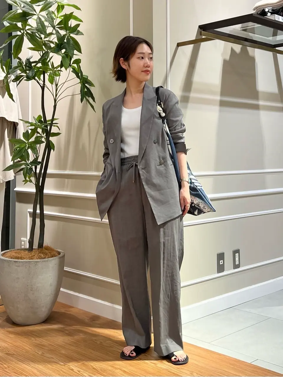 23区 伊藤 コーディネート画像