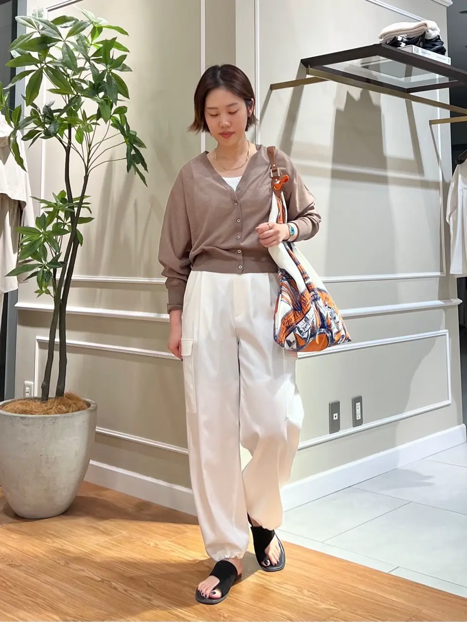 23区 伊藤 コーディネート画像