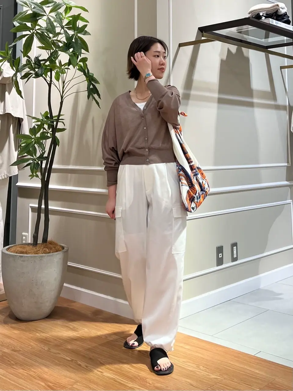 23区 伊藤 コーディネート画像