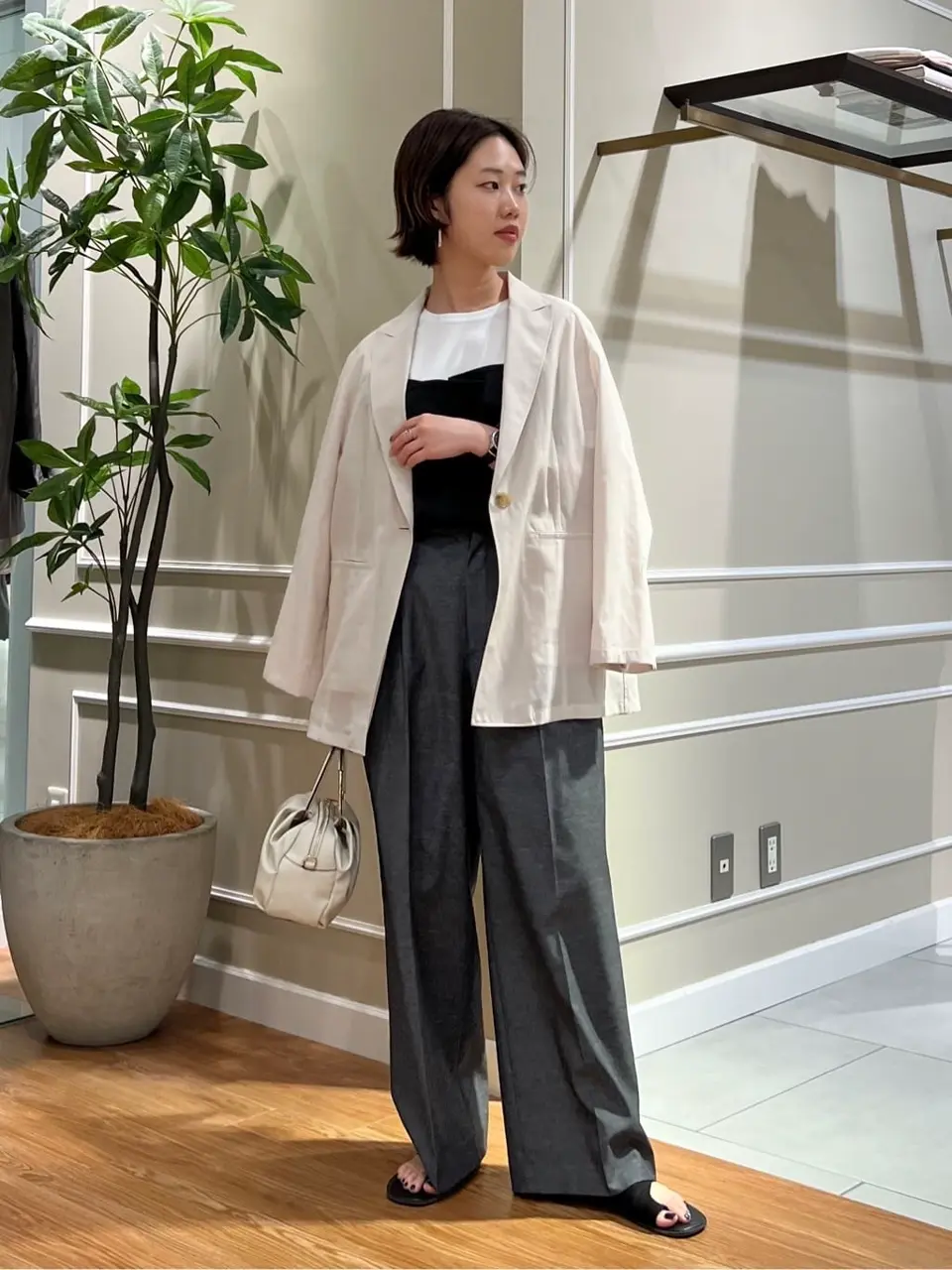 23区 伊藤 コーディネート画像