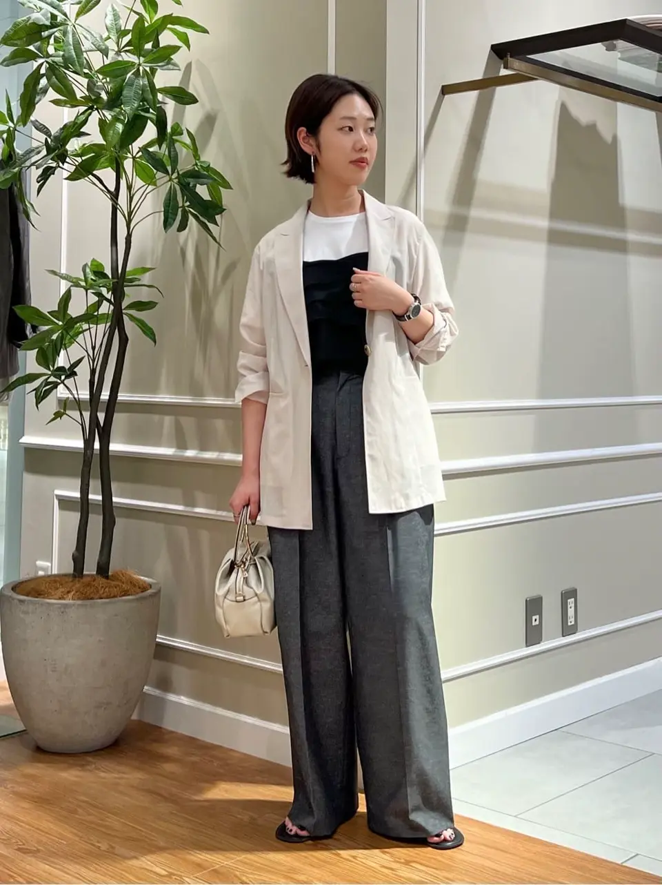 23区 伊藤 コーディネート画像