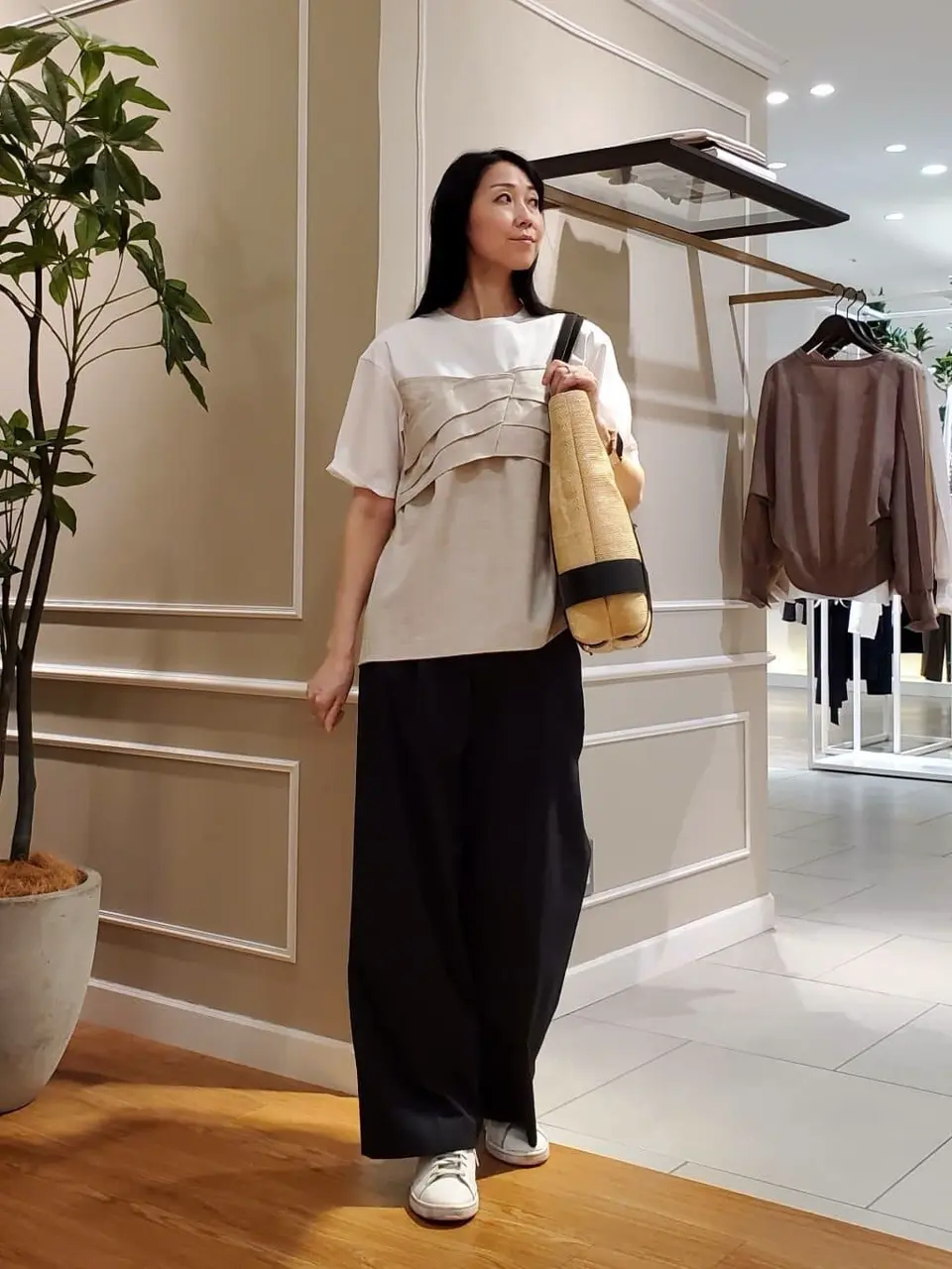  スタッフ コーディネート画像