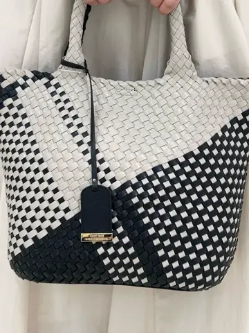 23区 助川 コーディネート画像