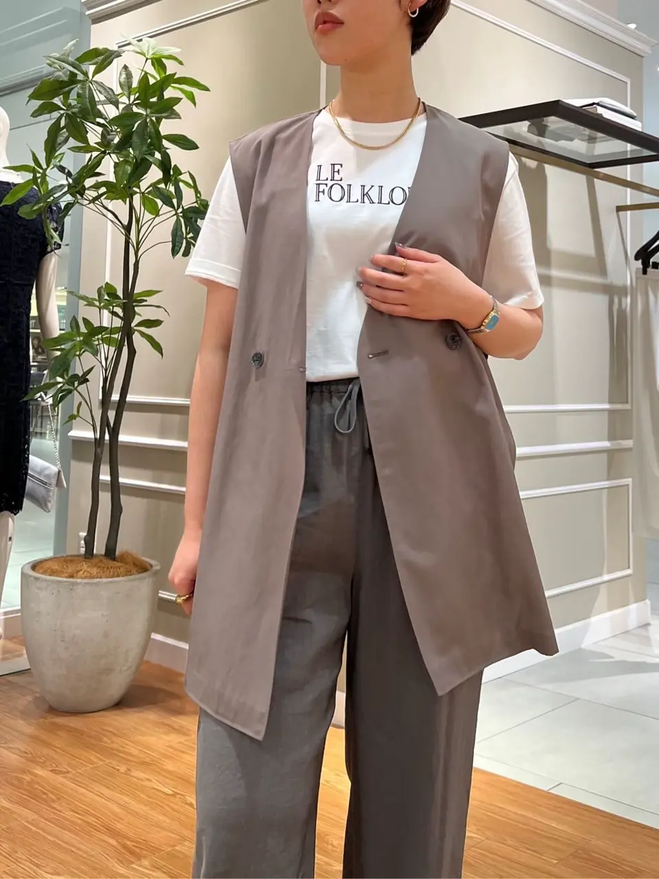 23区 伊藤 コーディネート画像