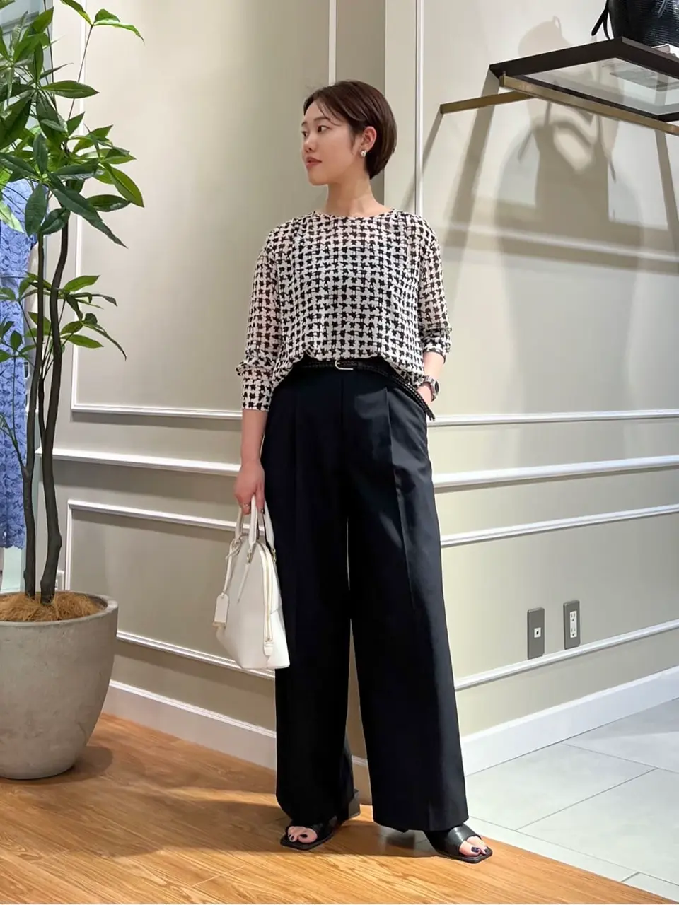 23区 伊藤 コーディネート画像